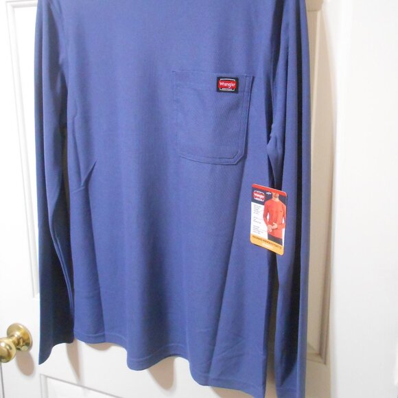 NEW Men's LS Wrangler Performance Workwear Pocket Tee size S 34-36 Blue 👨 - Picture 5 of 9